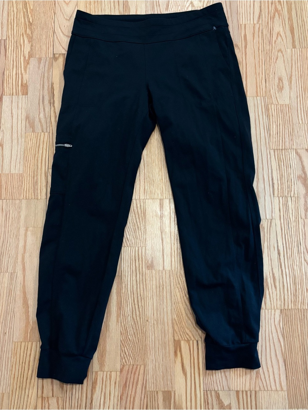 Athleta Metro Jogger pants Medium